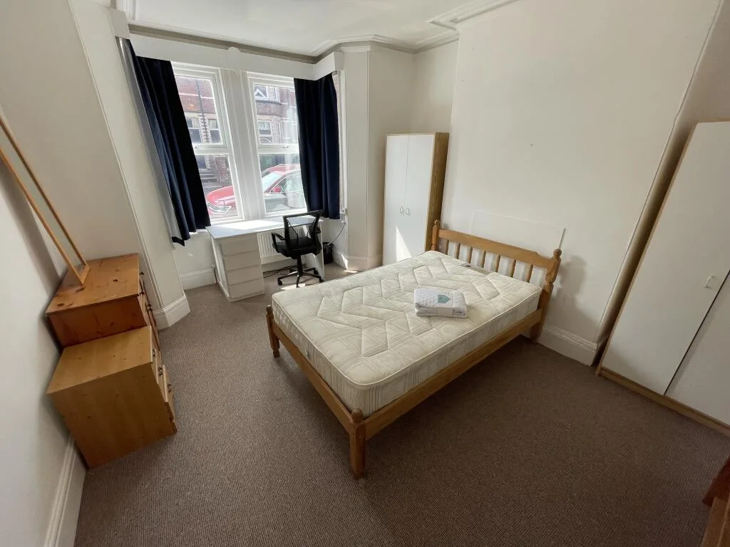 5 bedroom house for rent