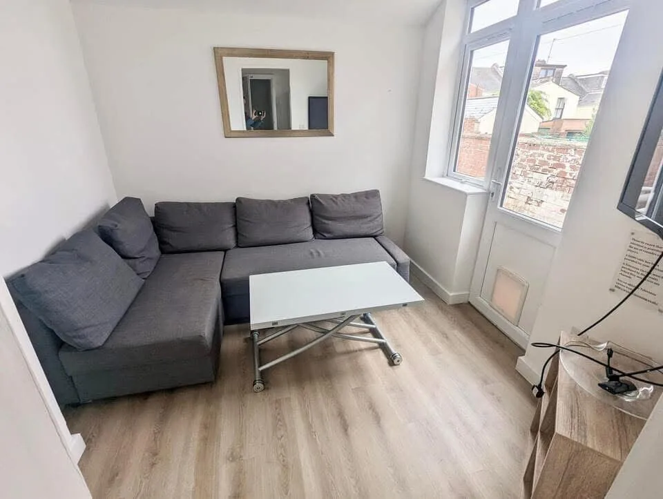 5 bedroom house for rent