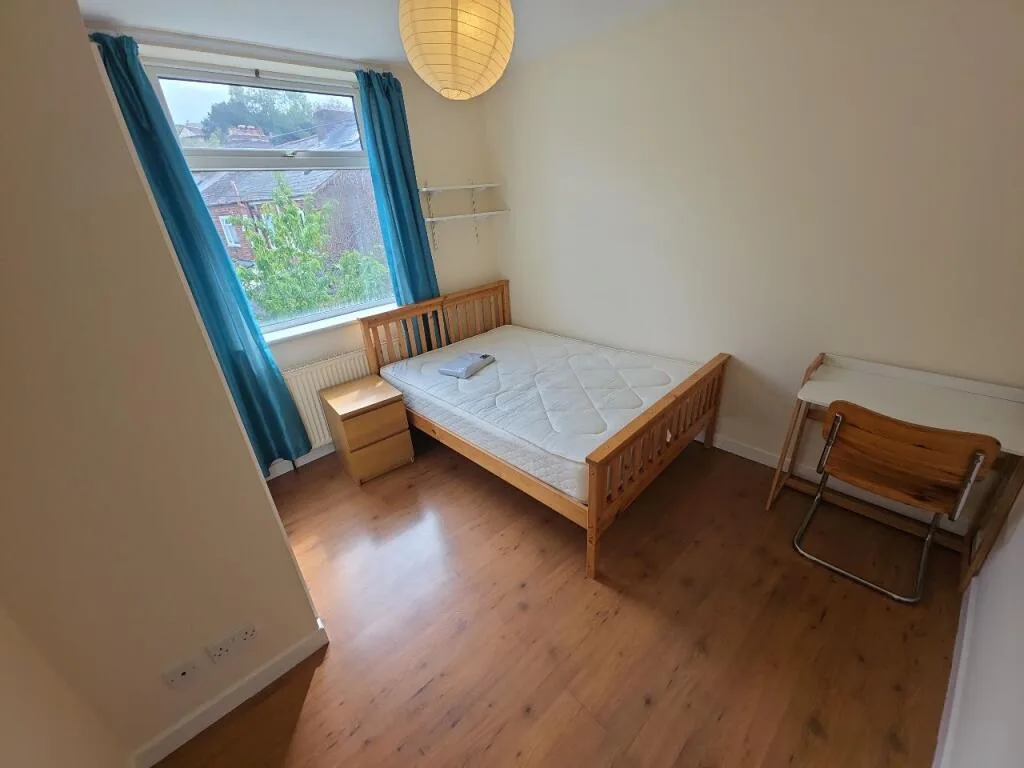 5 bedroom house for rent