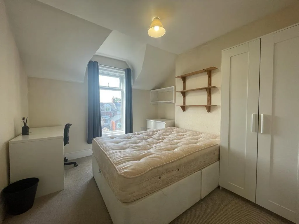 7 bedroom house for rent