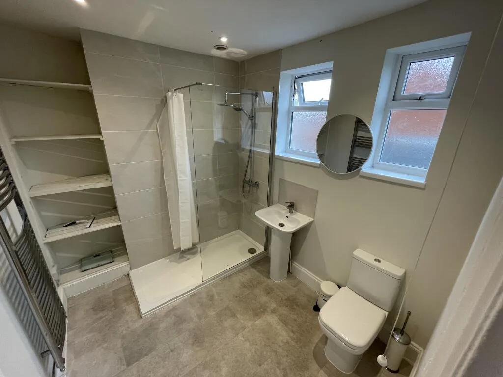 7 bedroom house for rent