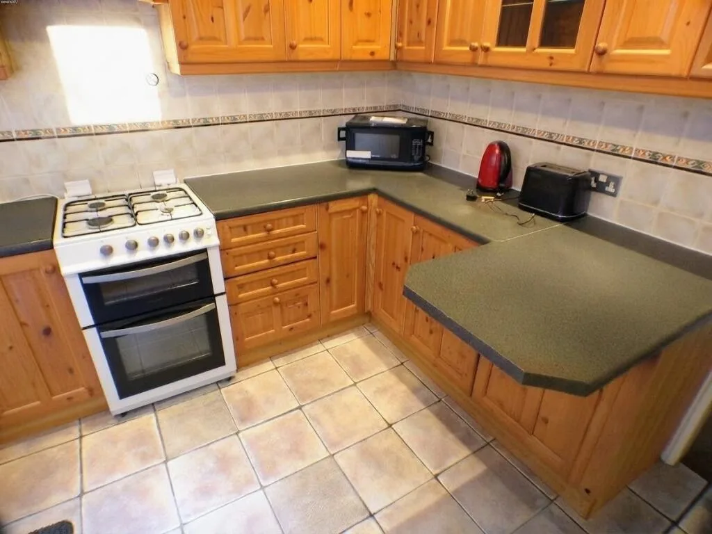 7 bedroom house for rent