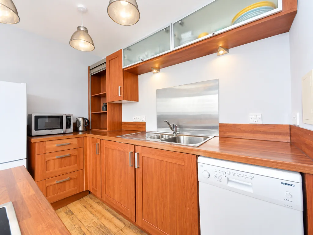 2 bedroom duplex for rent