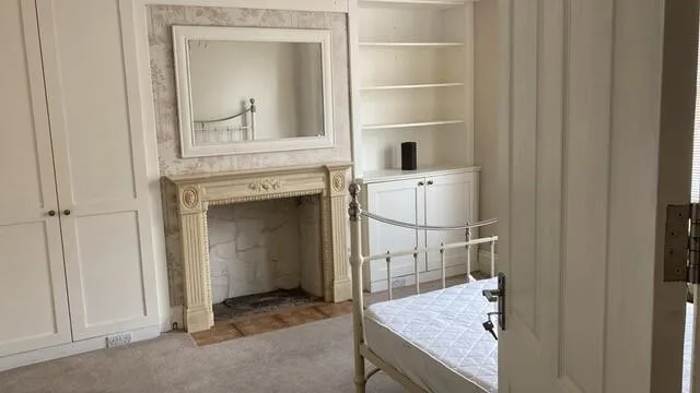 6 bedroom house for rent