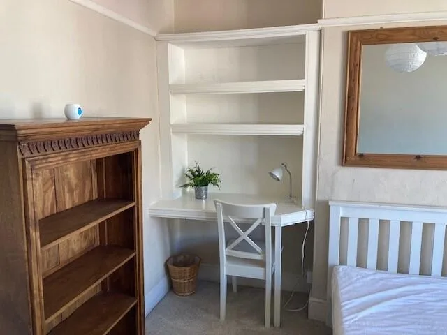 6 bedroom house for rent