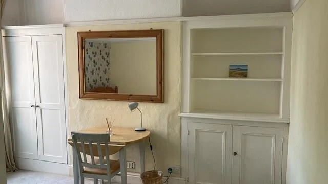 6 bedroom house for rent