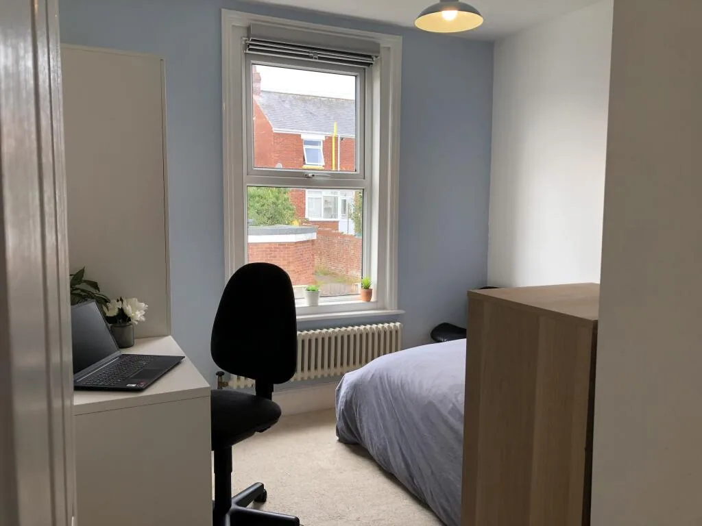 5 bedroom house for rent