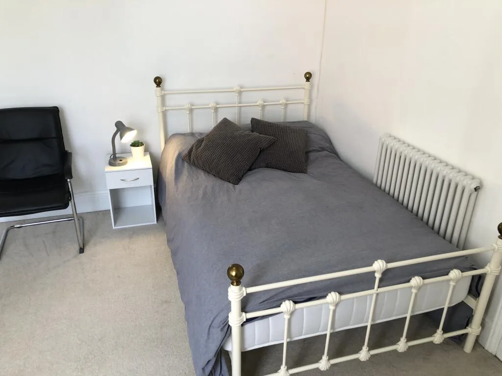 5 bedroom house for rent