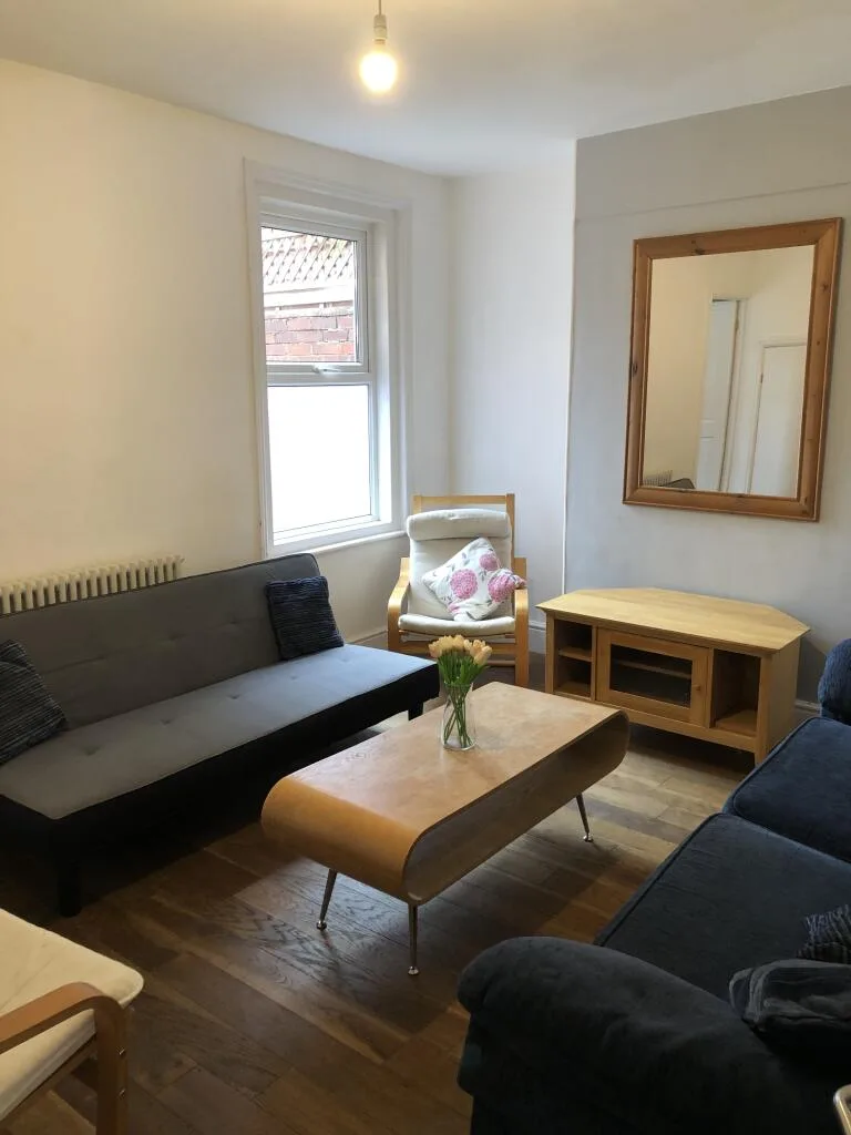 5 bedroom house for rent
