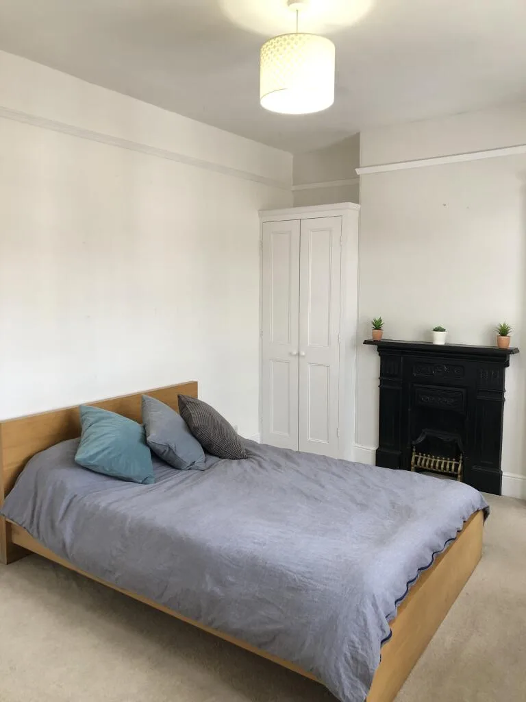 5 bedroom house for rent
