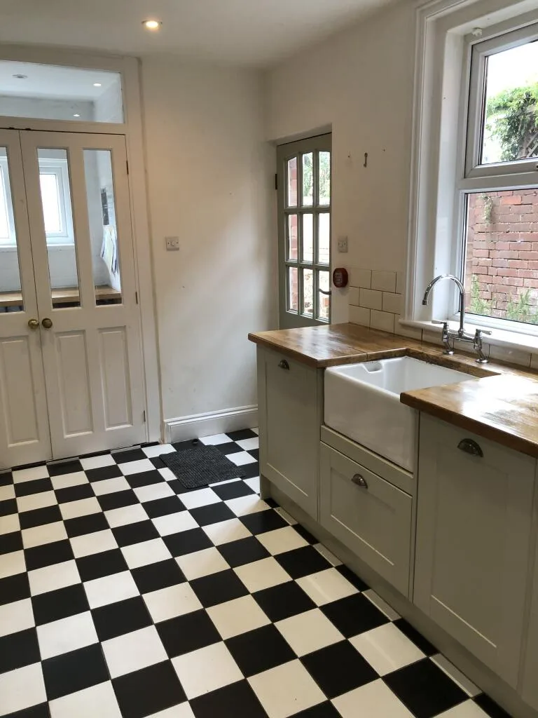 5 bedroom house for rent
