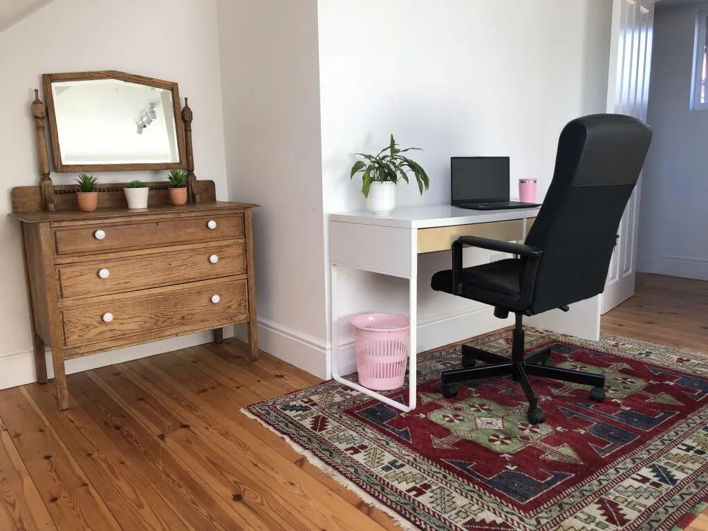 6 bedroom house for rent