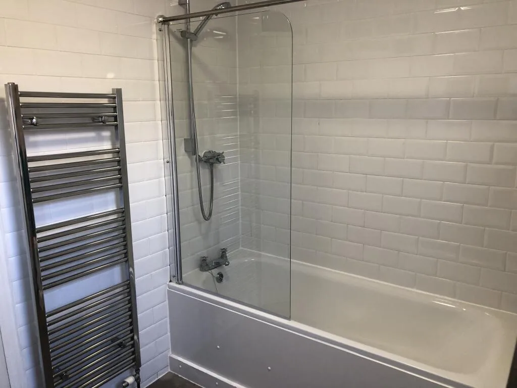 6 bedroom house for rent
