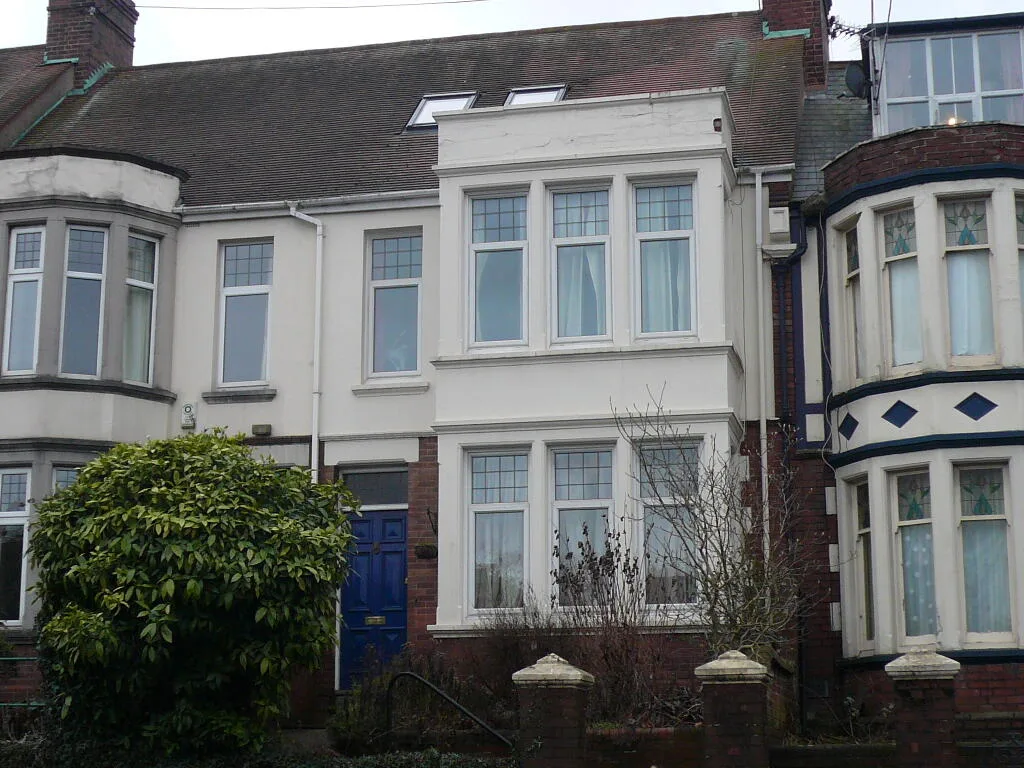 7 bedroom terraced house for rent