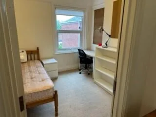 7 bedroom terraced house for rent