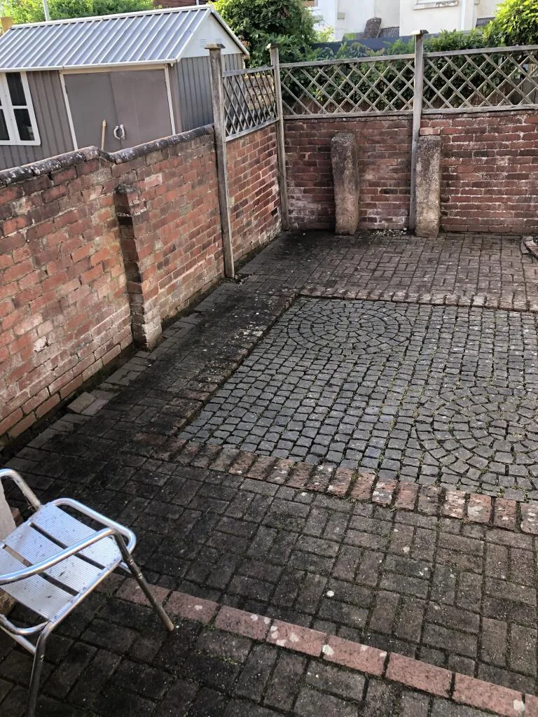 6 bedroom house for rent