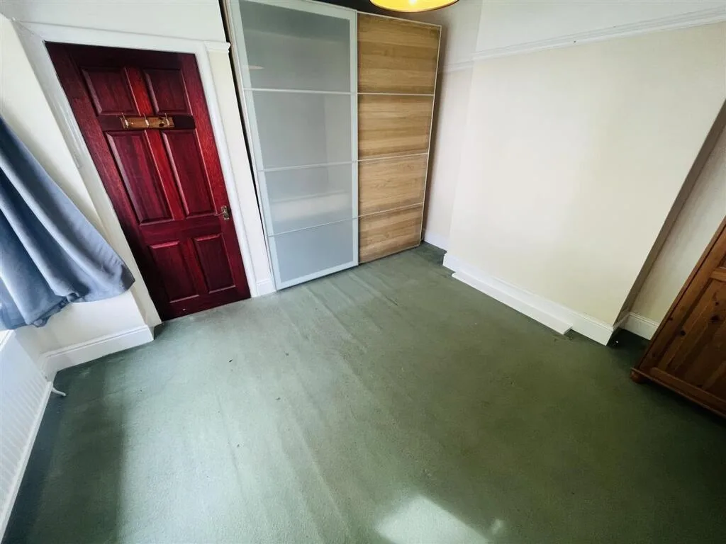 3 bedroom detached bungalow for rent