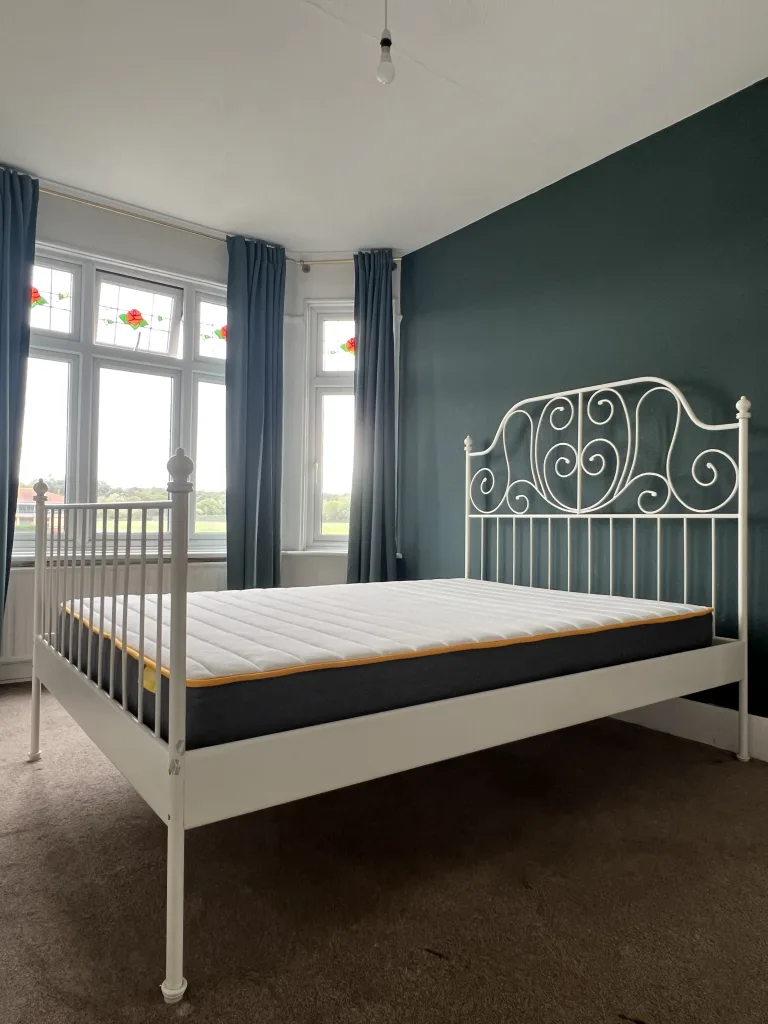 4 bedroom semi-detached house for rent
