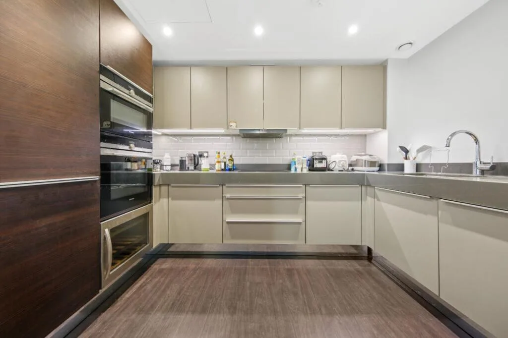 3 bedroom flat for rent