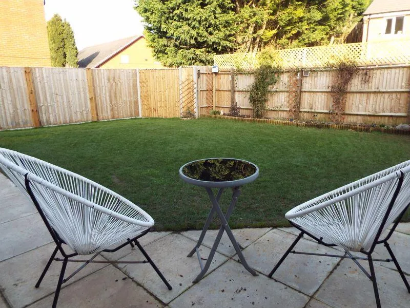 3 bedroom detached house for rent