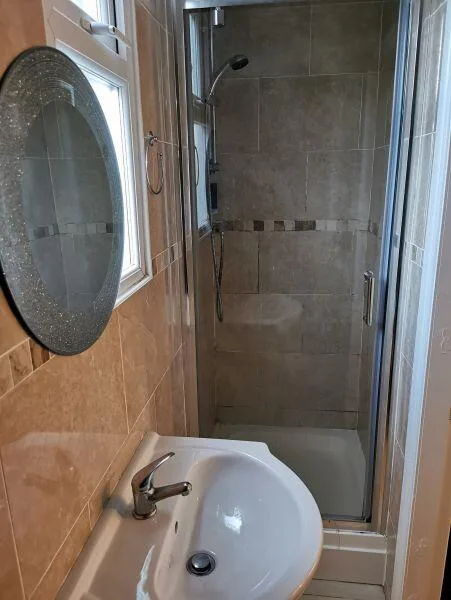 9 bedroom terraced house for rent