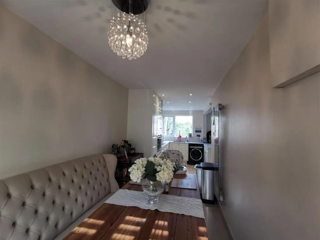 3 bedroom detached house for rent