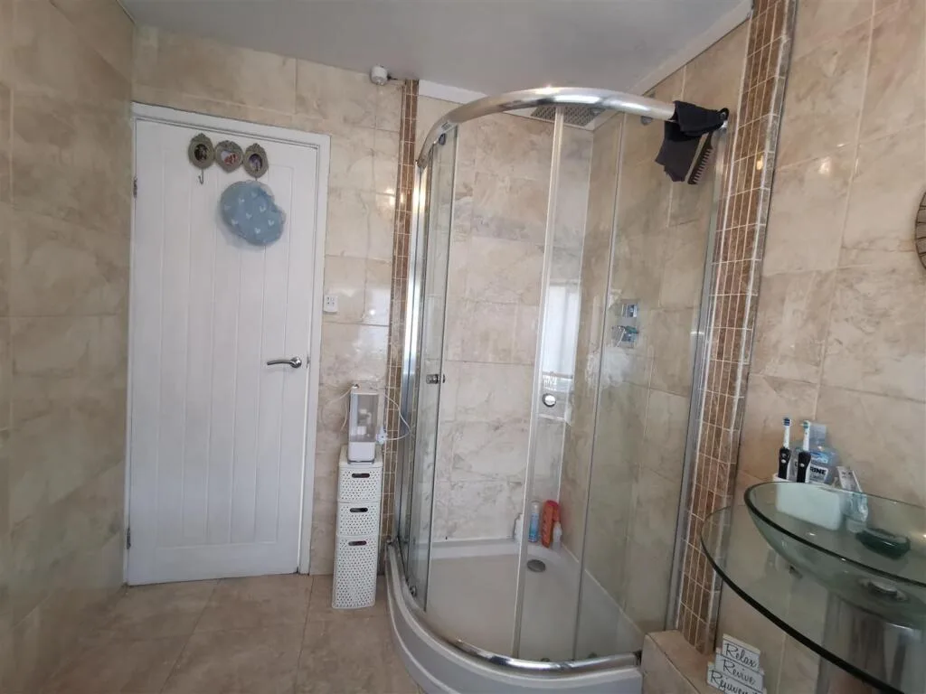 3 bedroom detached house for rent