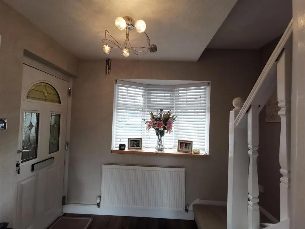3 bedroom detached house for rent