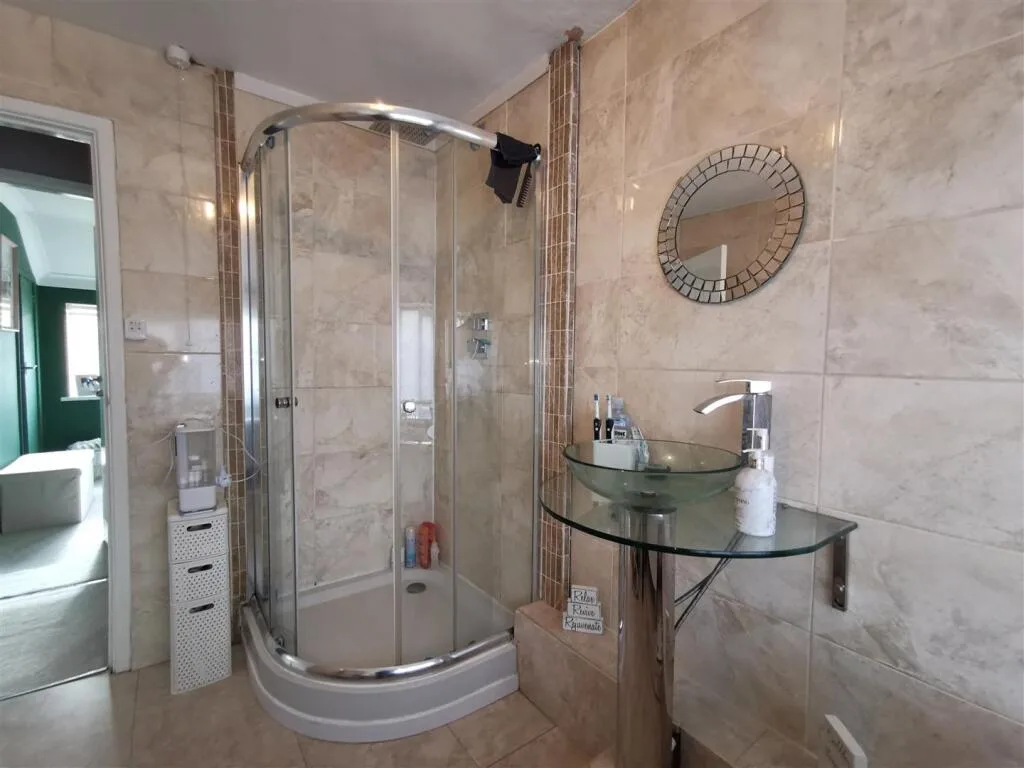 3 bedroom detached house for rent