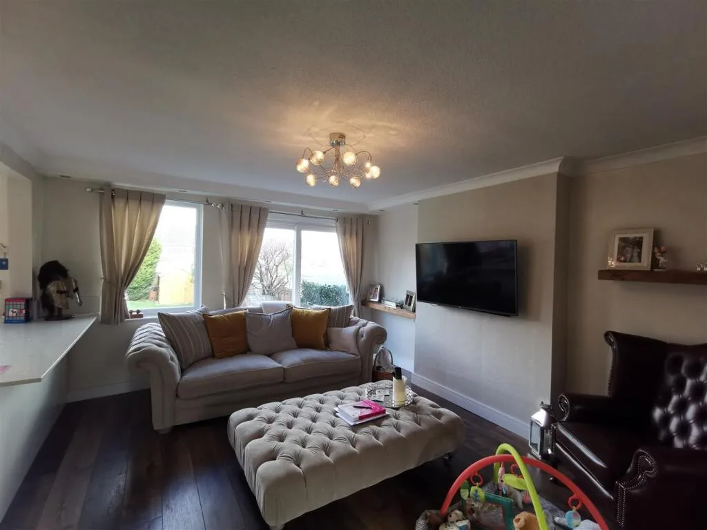 3 bedroom detached house for rent
