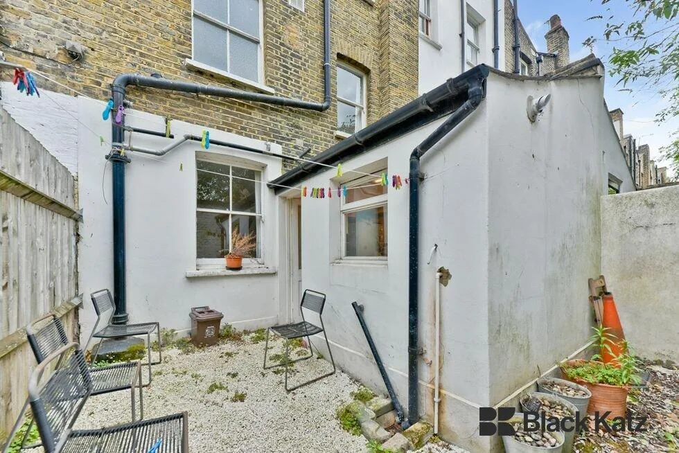 4 bedroom terraced house for rent