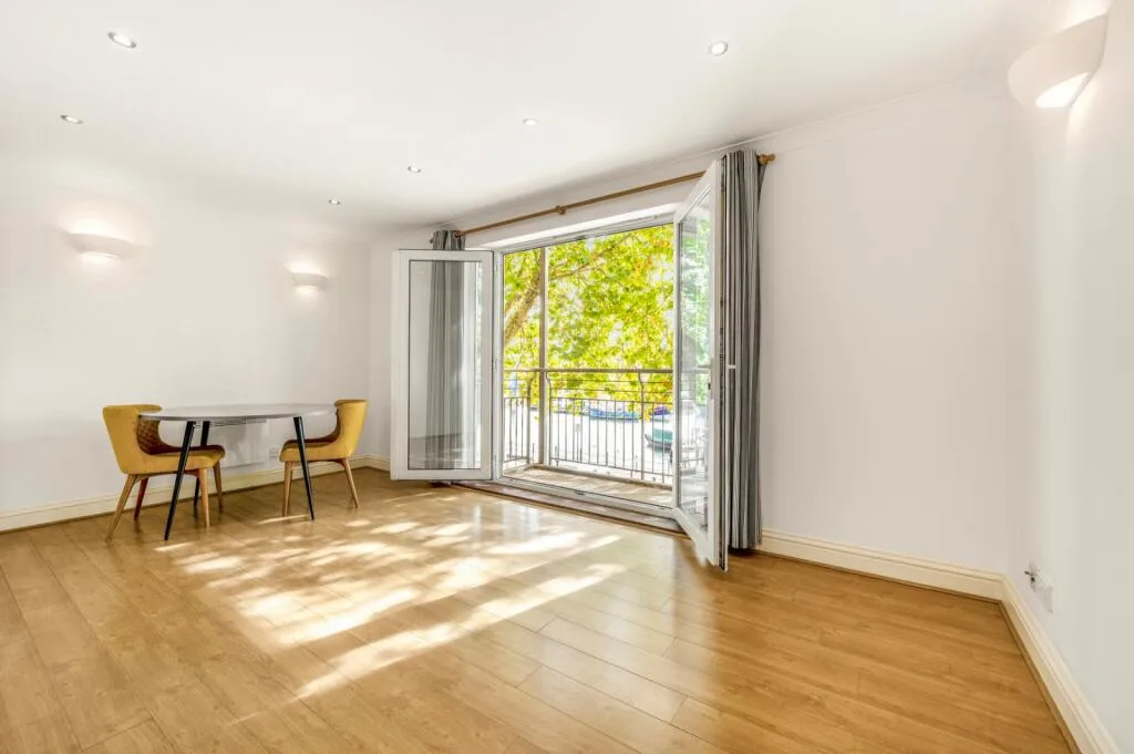 2 bedroom flat for rent