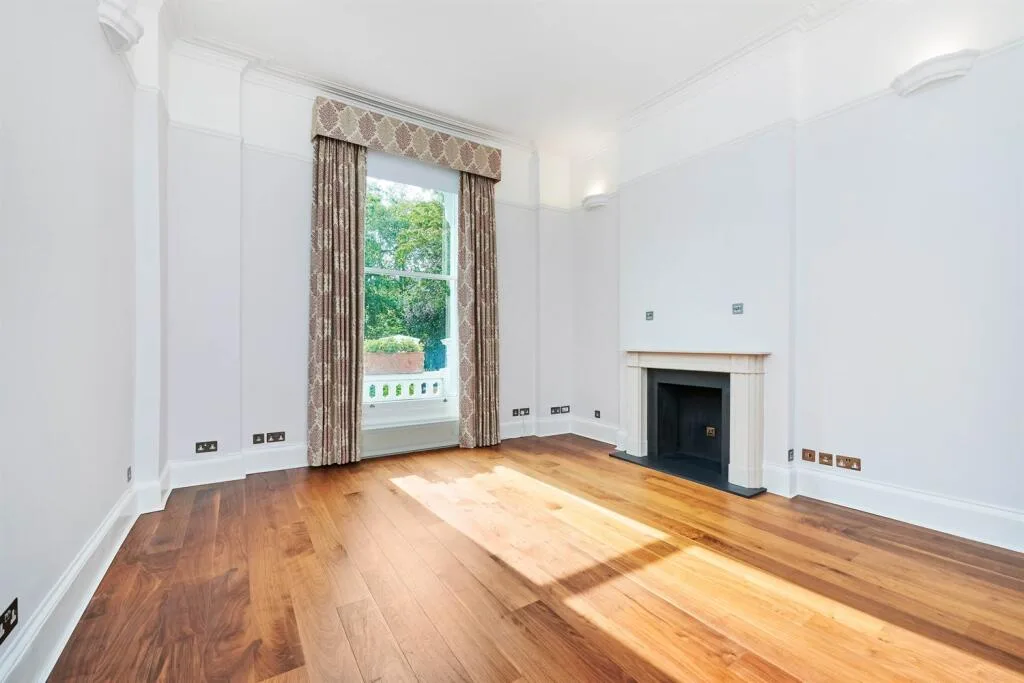 Ground floor studio flat for rent