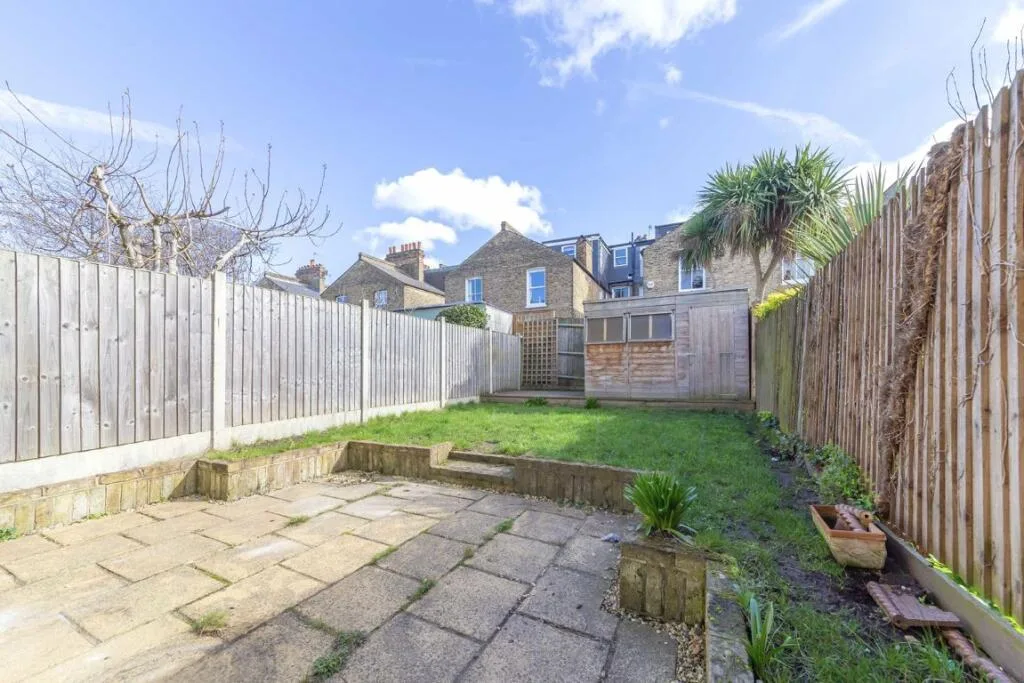 3 bedroom house for rent
