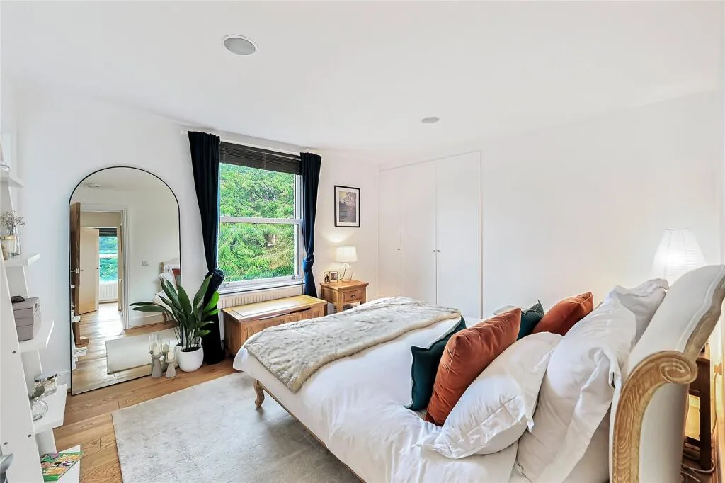 2 bedroom flat for rent