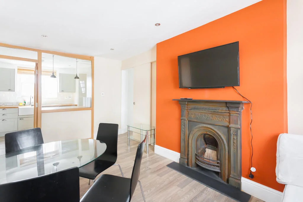 4 bedroom apartment for rent