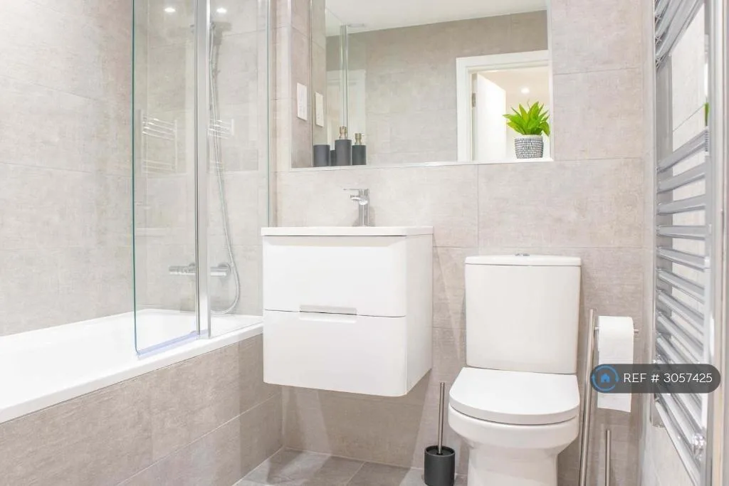 4 bedroom flat for rent