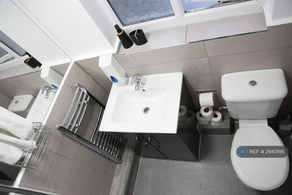 Studio flat for rent