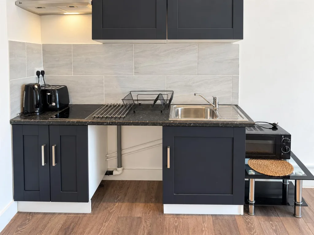 Studio flat for rent