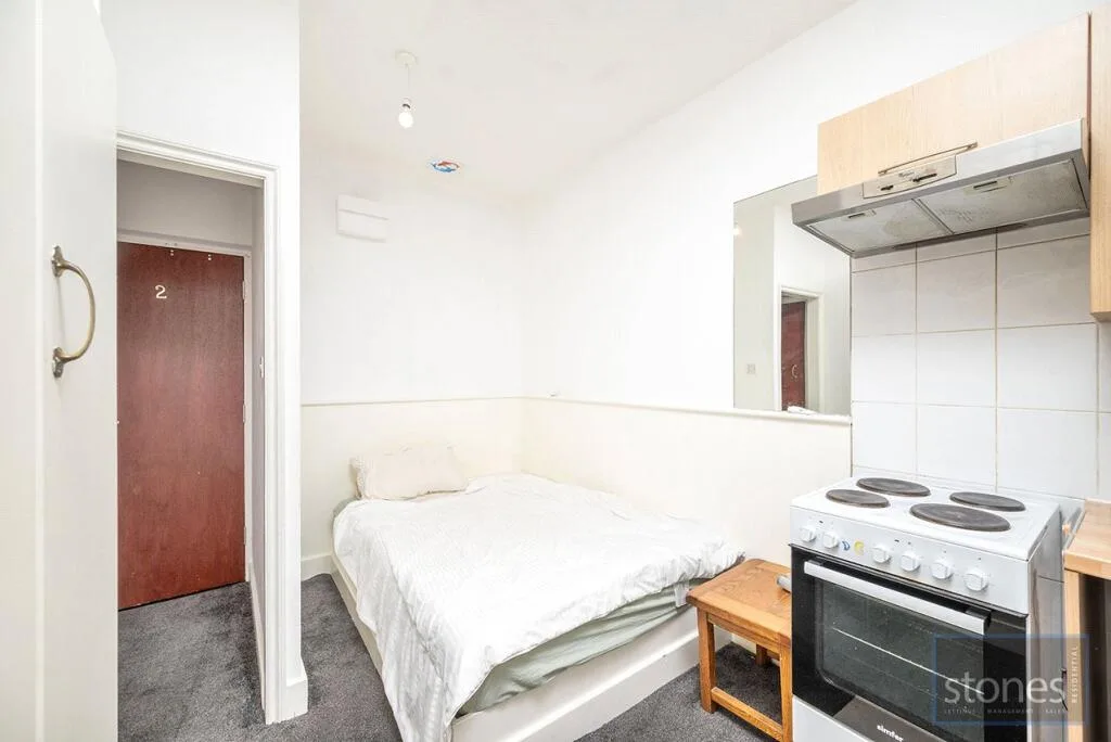 Studio apartment for rent