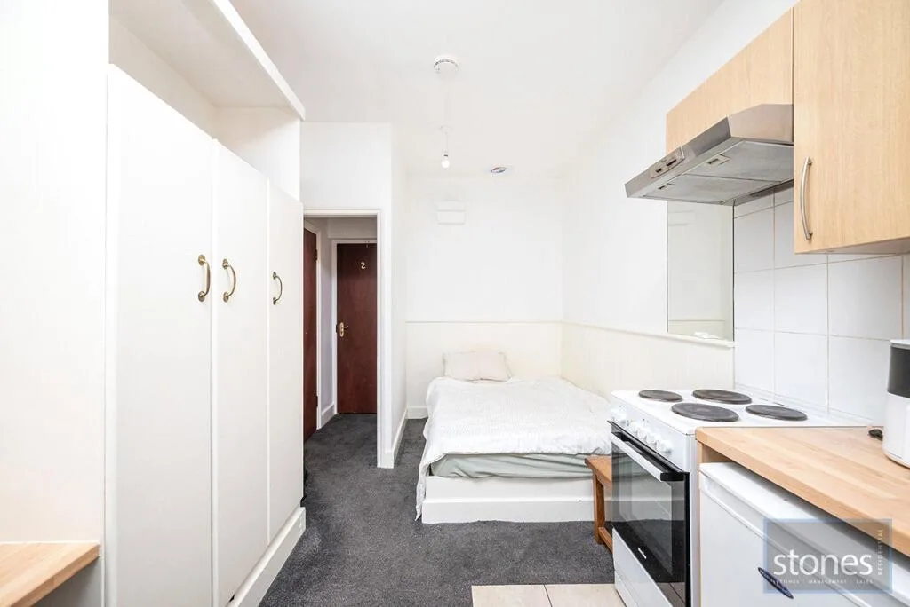 Studio apartment for rent
