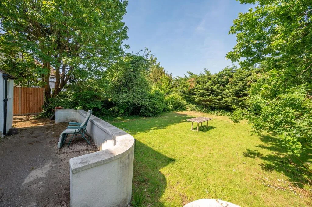 4 bedroom flat for rent