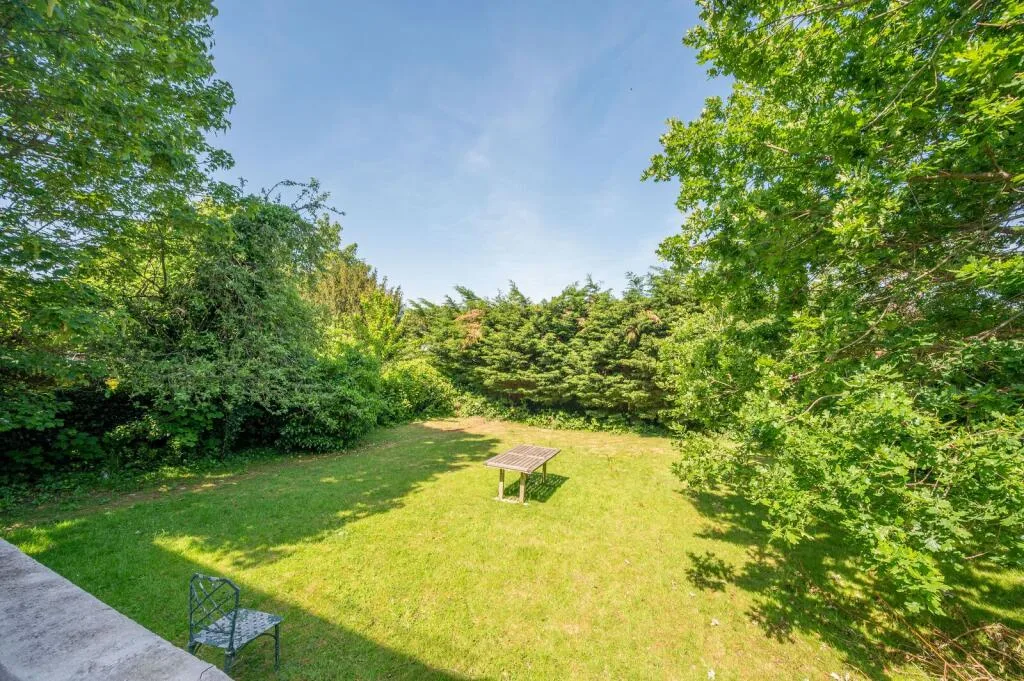 4 bedroom flat for rent