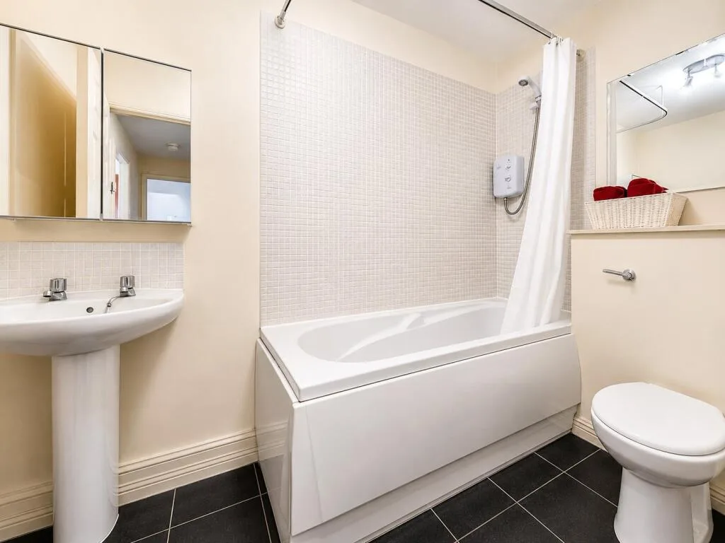 2 bedroom flat for rent