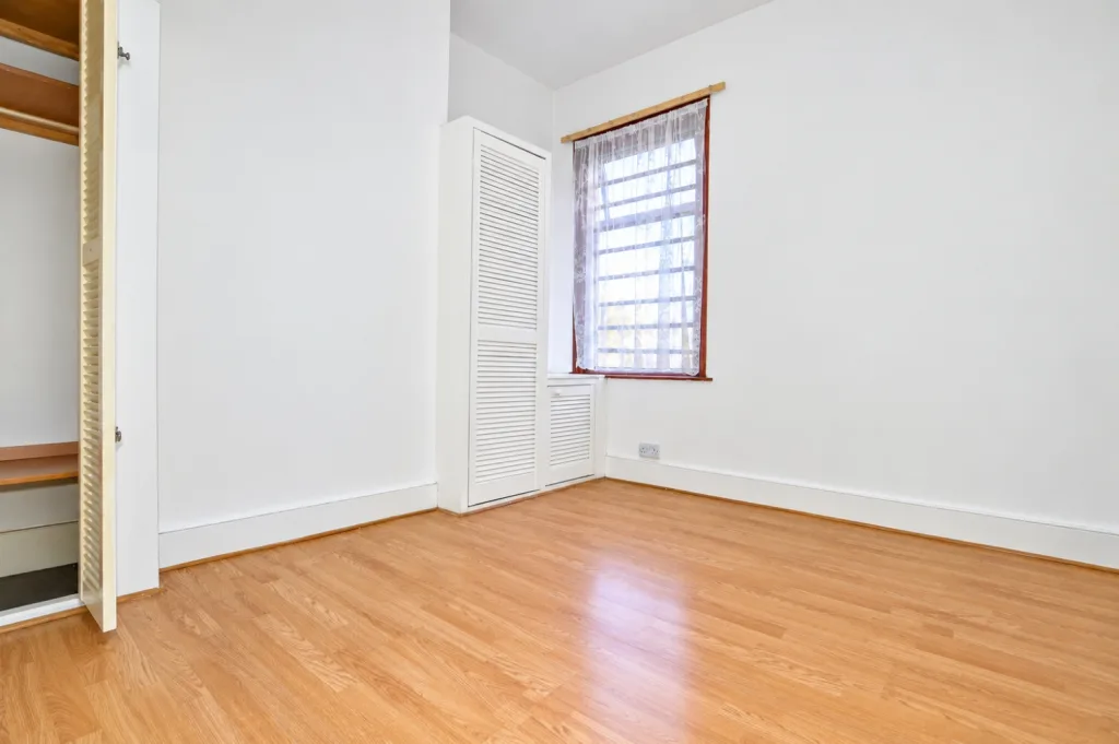 2 bedroom maisonette for rent