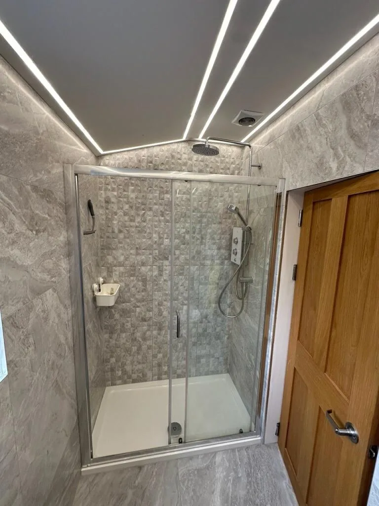 6 bedroom house for rent
