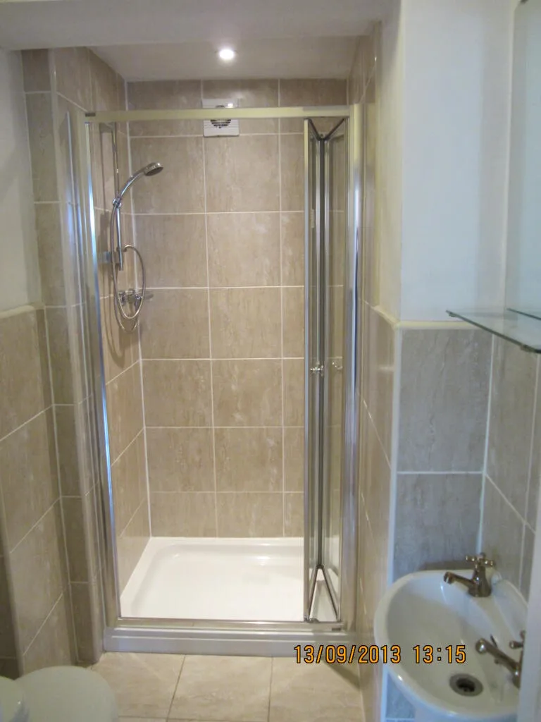 6 bedroom house for rent