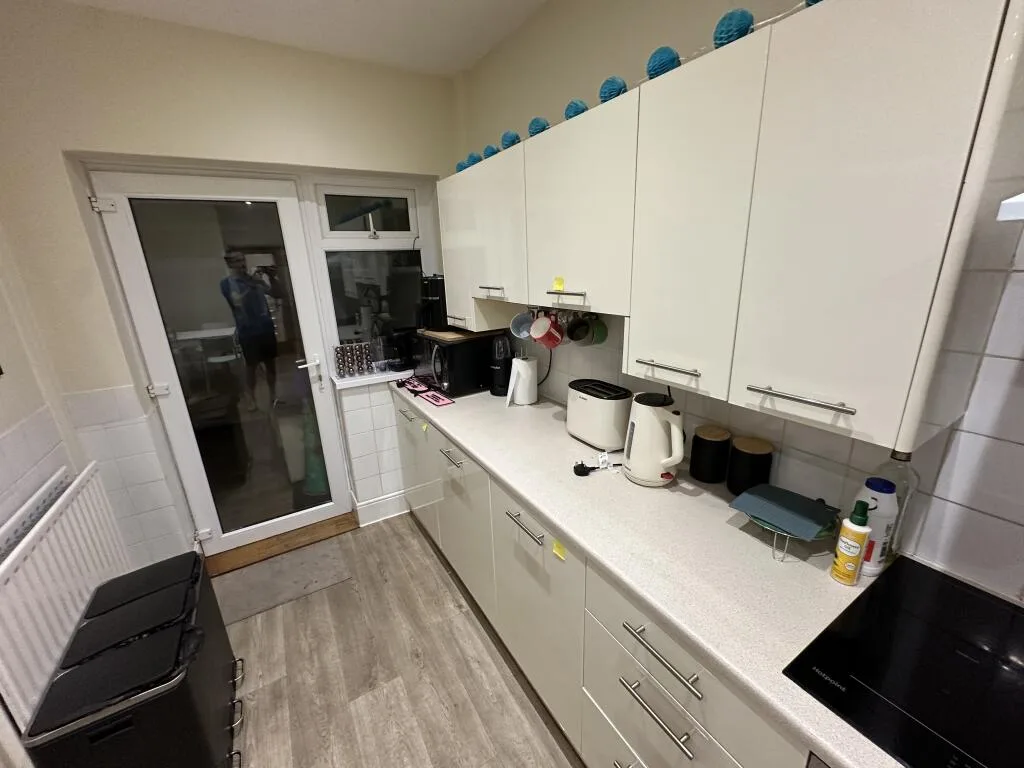 5 bedroom town house for rent