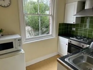 6 bedroom house for rent