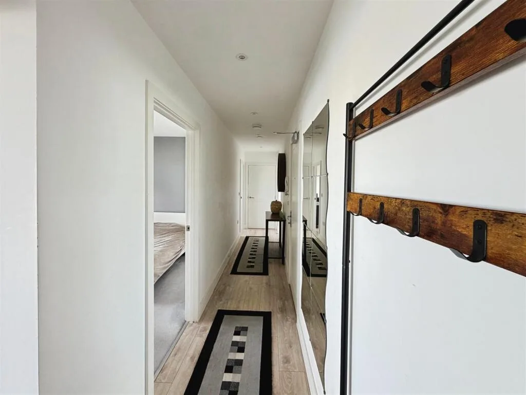 2 bedroom house for rent